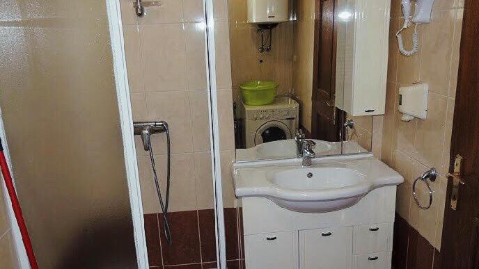 Nelly Apartma